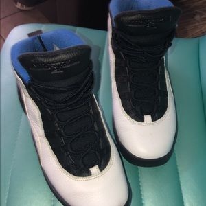 Air Jordan 10 orlando Size 6 Boys/Men Size 8 Women